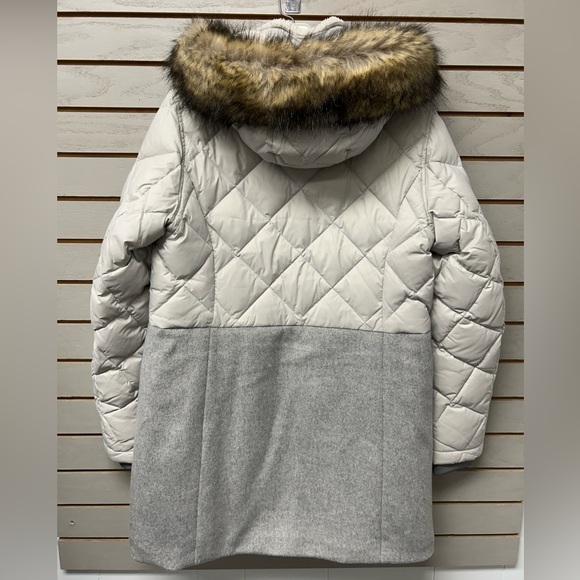 Eddie Bauer Women's Quilted Puffer Jacket - Cream and Gray - Picture 8 of 8